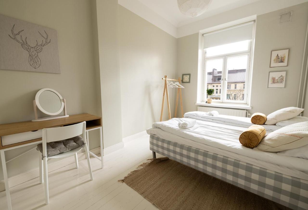 2Ndhomes Bright & Modern 1Br Home In Ullanlinna Helsinki Esterno foto
