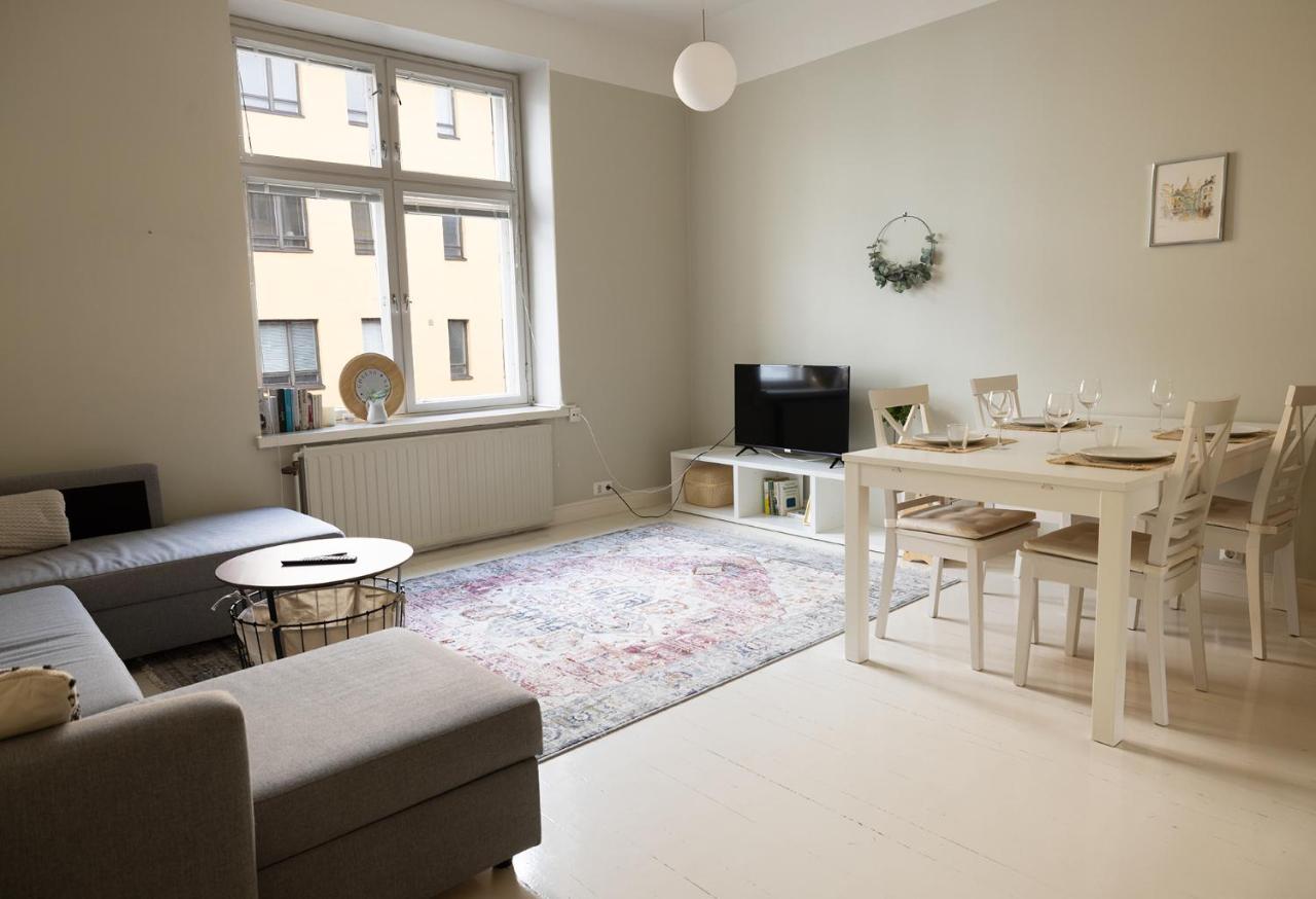 2Ndhomes Bright & Modern 1Br Home In Ullanlinna Helsinki Esterno foto
